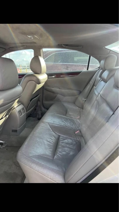 2004 Lexus ES 3rd Gen - Image 5 of 8