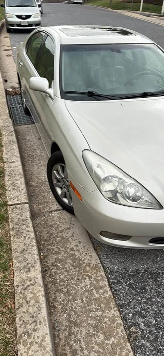 2004 Lexus ES 4th Gen - Image 3 of 9