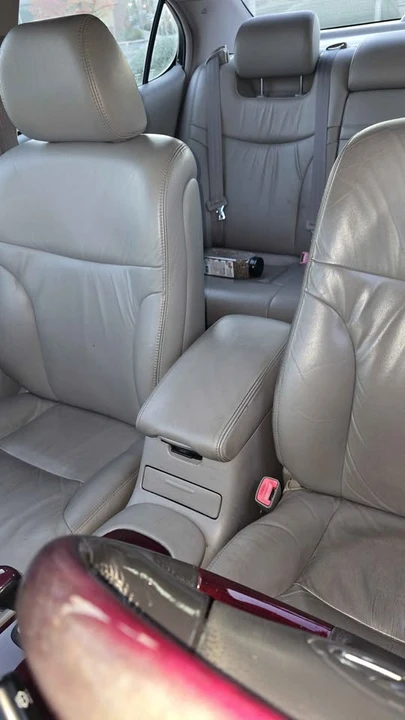 2004 Lexus ES 4th Gen - Image 10 of 12