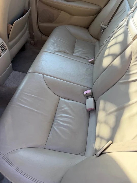 2004 Lexus ES 4th Gen - Image 5 of 10