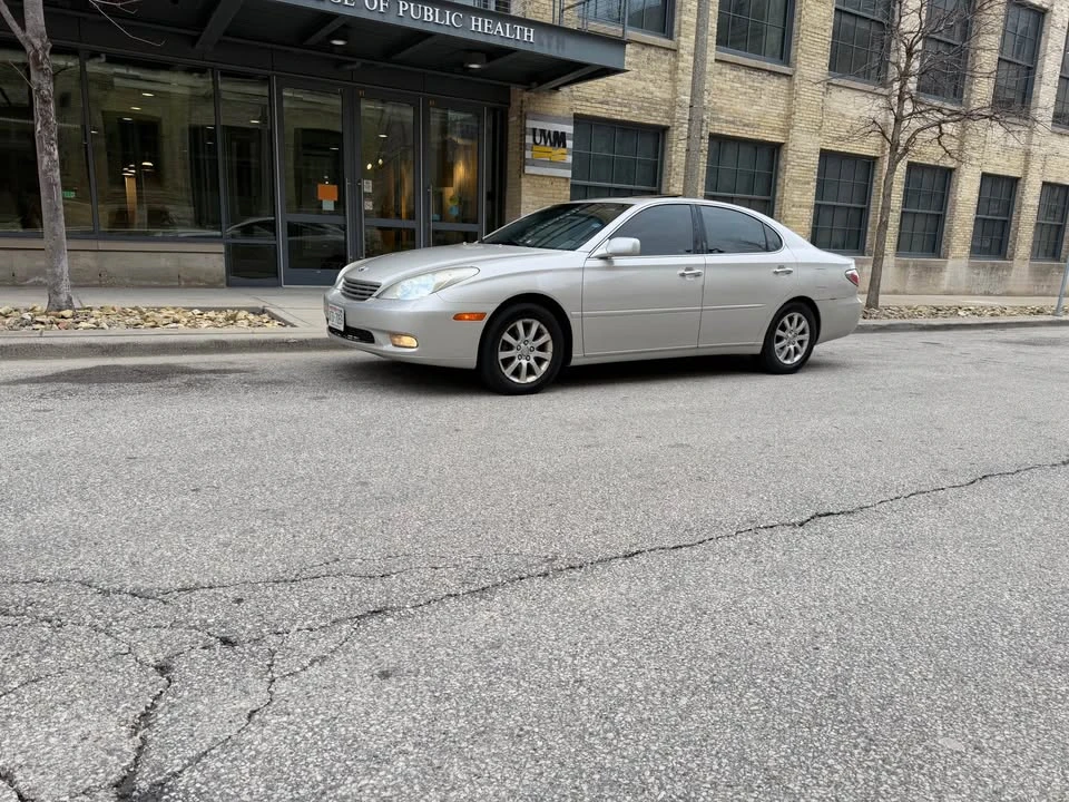 2004 Lexus ES 4th Gen - Image 5 of 7