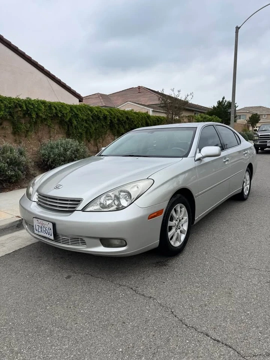 2004 Lexus ES 4th Gen - Image 3 of 8