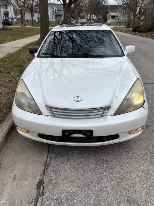 2004 Lexus ES 4th Gen - Image 4 of 8