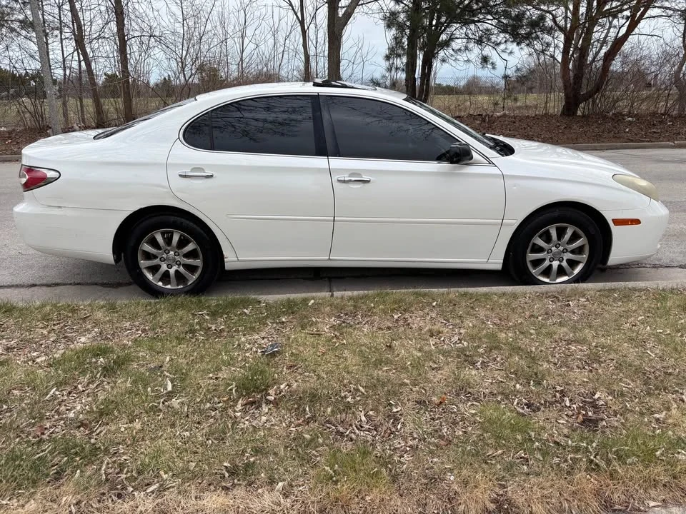 2004 Lexus ES 4th Gen - Image 6 of 8