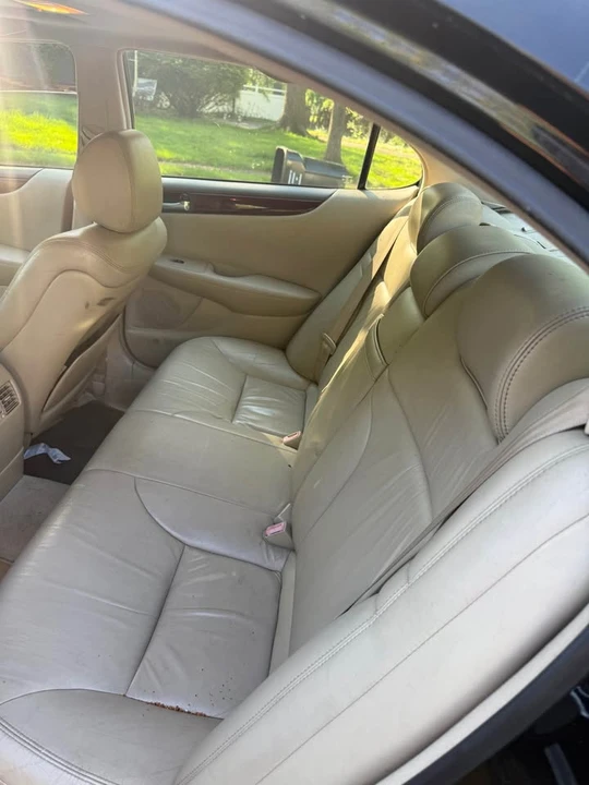 2004 Lexus ES 4th Gen - Image 5 of 6