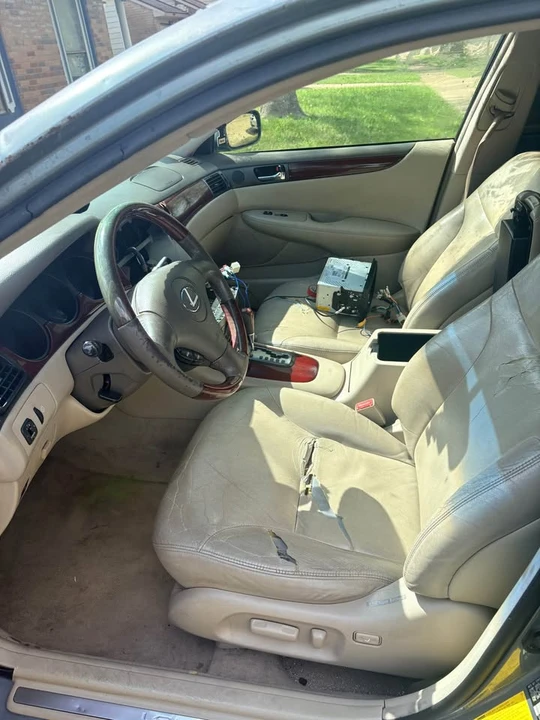 2004 Lexus ES 4th Gen - Image 5 of 7