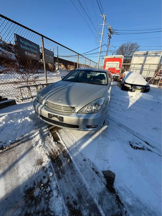 2004 Lexus ES 4th Gen - Image 10 of 10