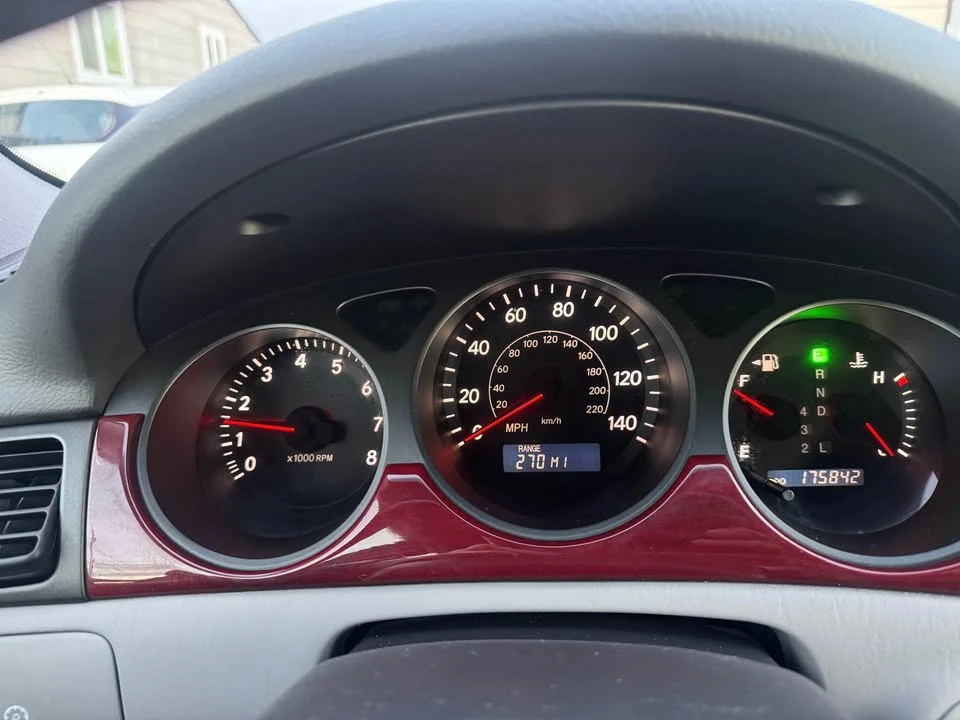 2004 Lexus ES 4th Gen - Image 7 of 10