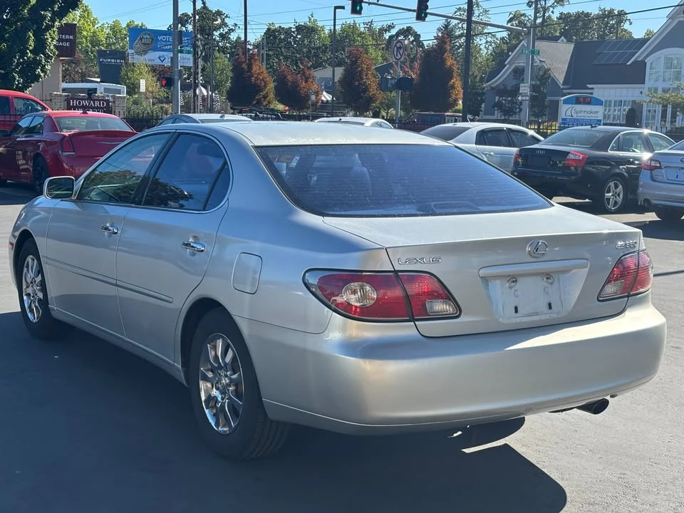 2004 Lexus ES 4th Gen - Image 7 of 14