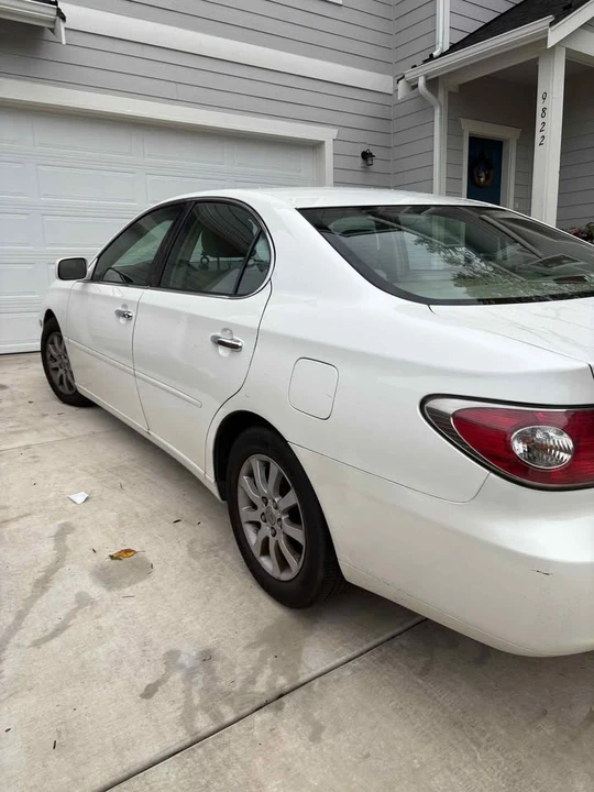2004 Lexus ES 4th Gen - Image 5 of 9