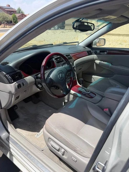 2004 Lexus ES 4th Gen - Image 5 of 6