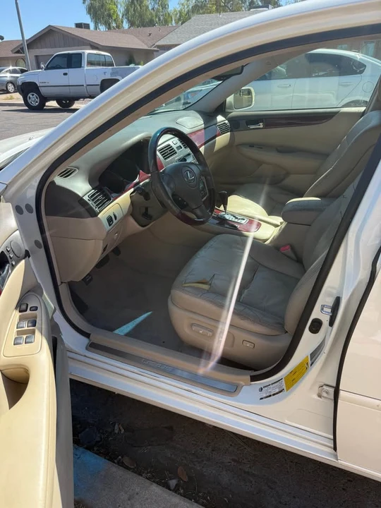 2004 Lexus ES 4th Gen - Image 5 of 9