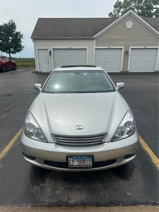 2004 Lexus ES 4th Gen - Image 2 of 9