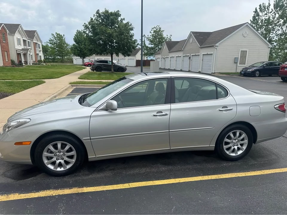 2004 Lexus ES 4th Gen - Image 3 of 9