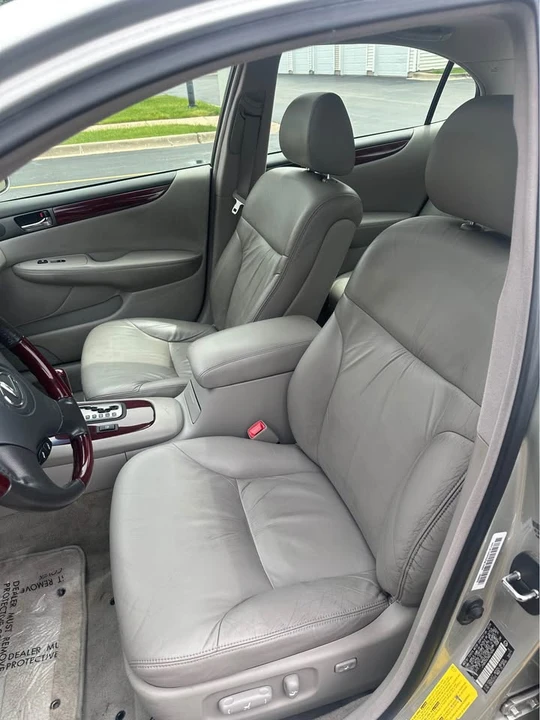 2004 Lexus ES 4th Gen - Image 7 of 9