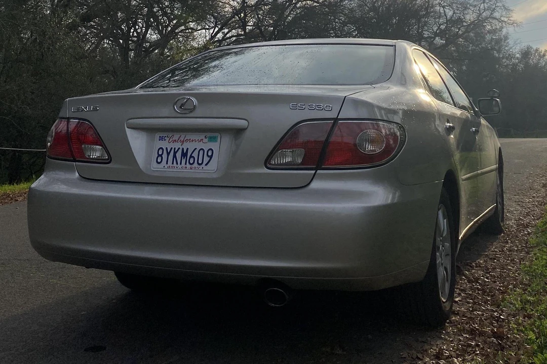 2004 Lexus ES 4th Gen - Image 12 of 31