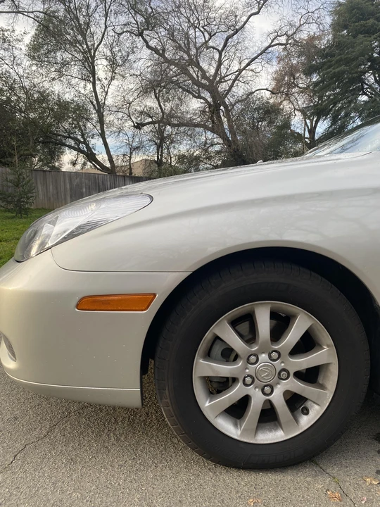 2004 Lexus ES 4th Gen - Image 24 of 31