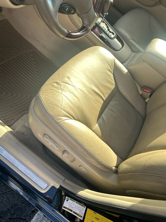2004 Lexus ES 4th Gen - Image 15 of 22