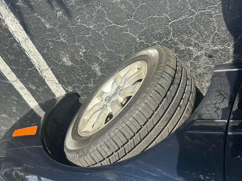 2004 Lexus ES 4th Gen - Image 9 of 22