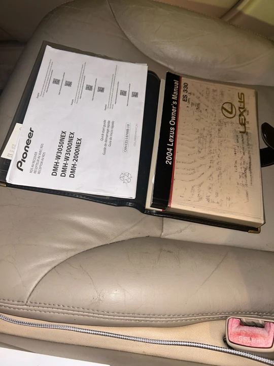 2004 Lexus ES 4th Gen - Image 17 of 22