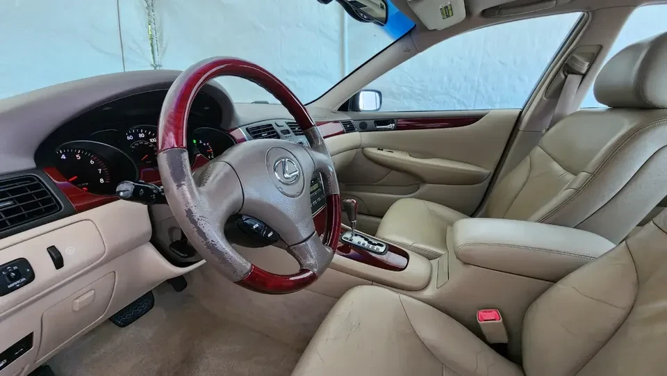 2004 Lexus ES 4th Gen - Image 10 of 20