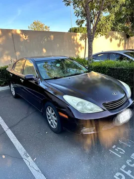2004 Lexus ES 330 Sedan