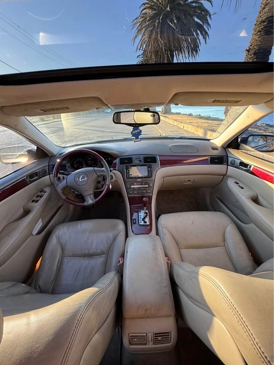 2004 Lexus ES 3rd Gen - Image 7 of 13
