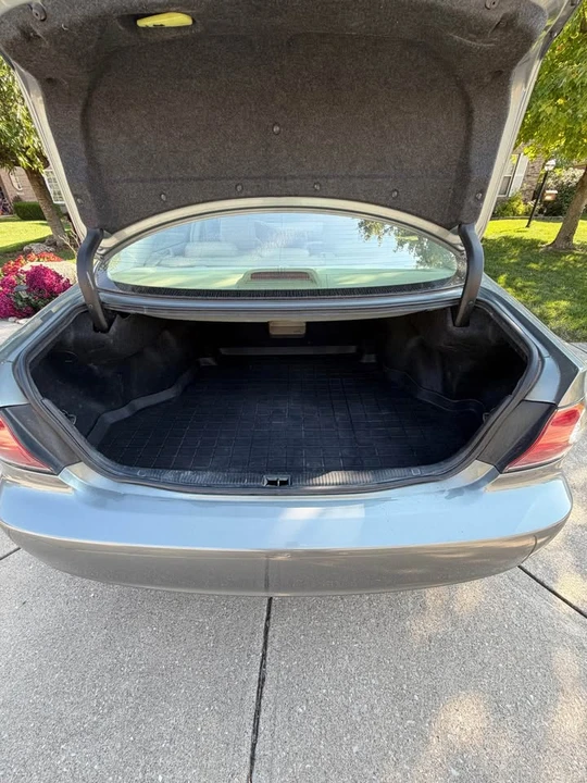 2004 Lexus ES 4th Gen - Image 6 of 12