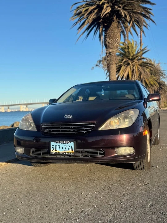 2004 Lexus ES 3rd Gen - Image 6 of 13