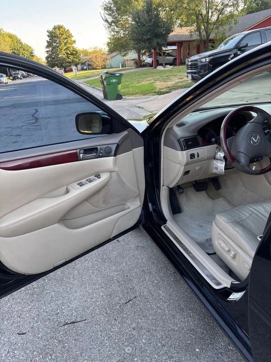 2004 Lexus ES 4th Gen - Image 13 of 18