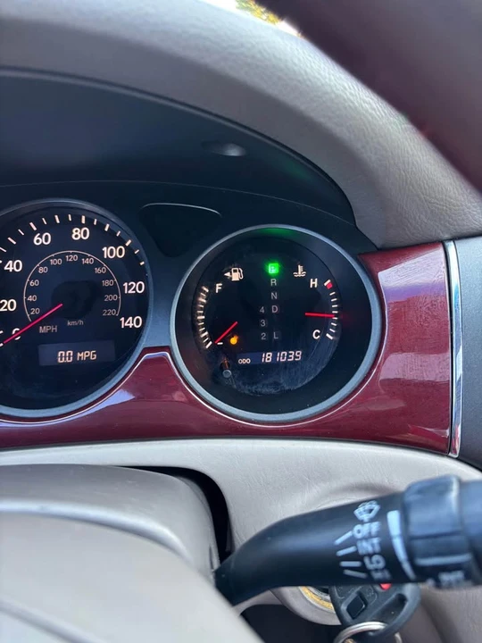 2004 Lexus ES 4th Gen - Image 16 of 18