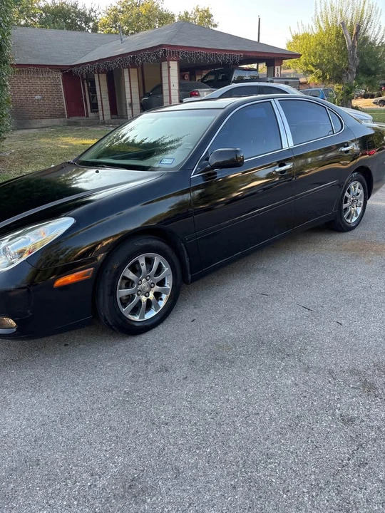 2004 Lexus ES 4th Gen - Image 8 of 18