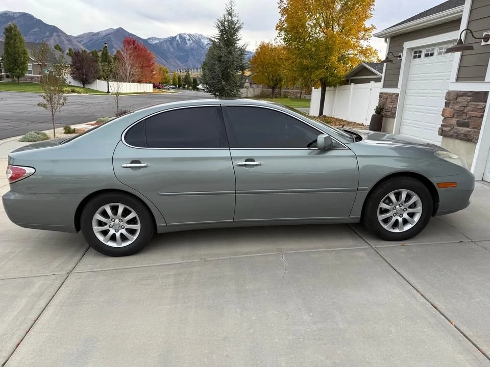 2004 Lexus ES 4th Gen - Image 5 of 8