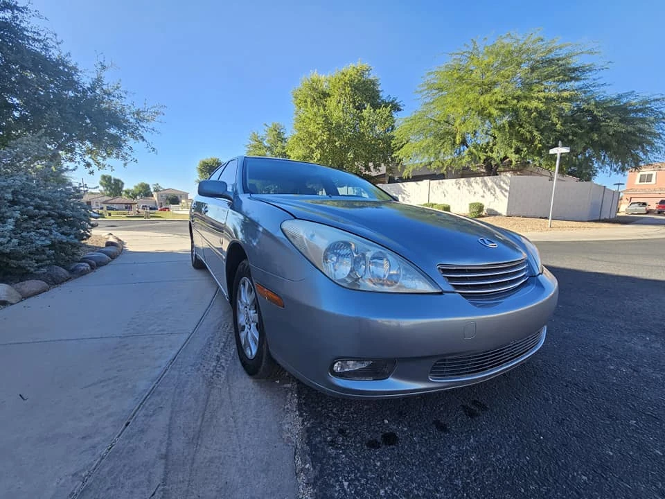 2004 Lexus ES 3rd Gen - Image 8 of 13