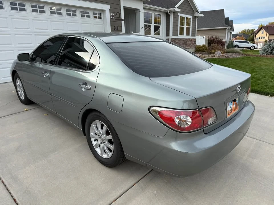 2004 Lexus ES 4th Gen - Image 3 of 8