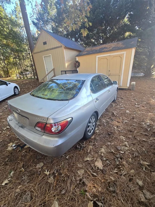 2004 Lexus ES 4th Gen - Image 3 of 3