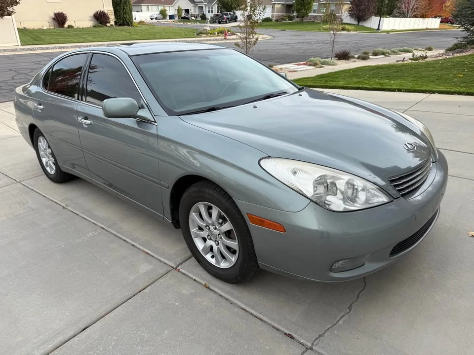 2004 Lexus ES 4th Gen - Image 6 of 8