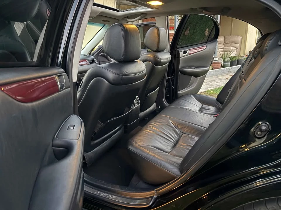 2004 Lexus ES 4th Gen - Image 2 of 9