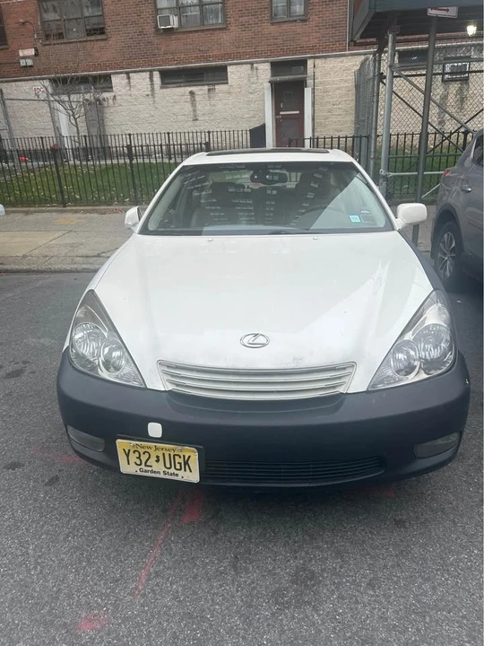2004 Lexus ES 3rd Gen - Image 3 of 4