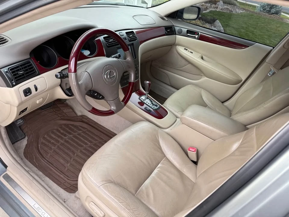 2004 Lexus ES 4th Gen - Image 7 of 8