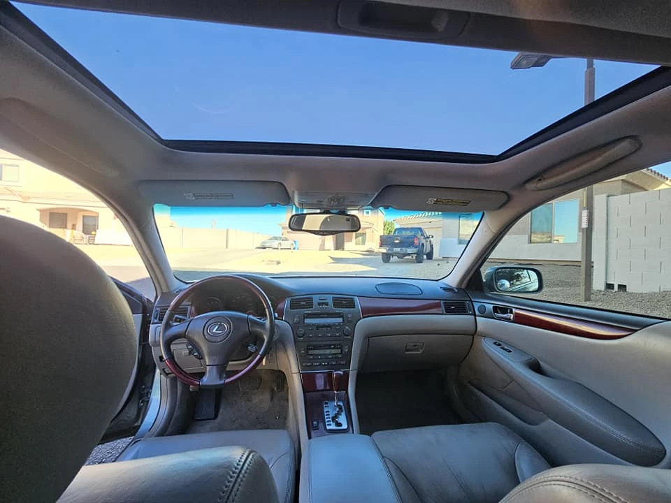 2004 Lexus ES 3rd Gen - Image 3 of 13