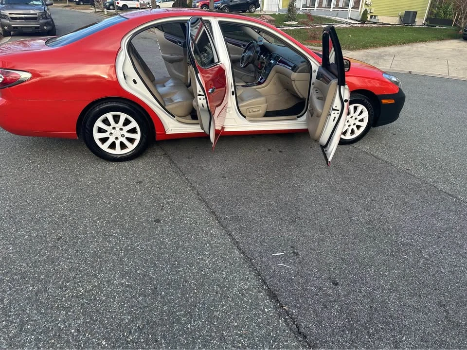 2004 Lexus ES 4th Gen - Image 14 of 20