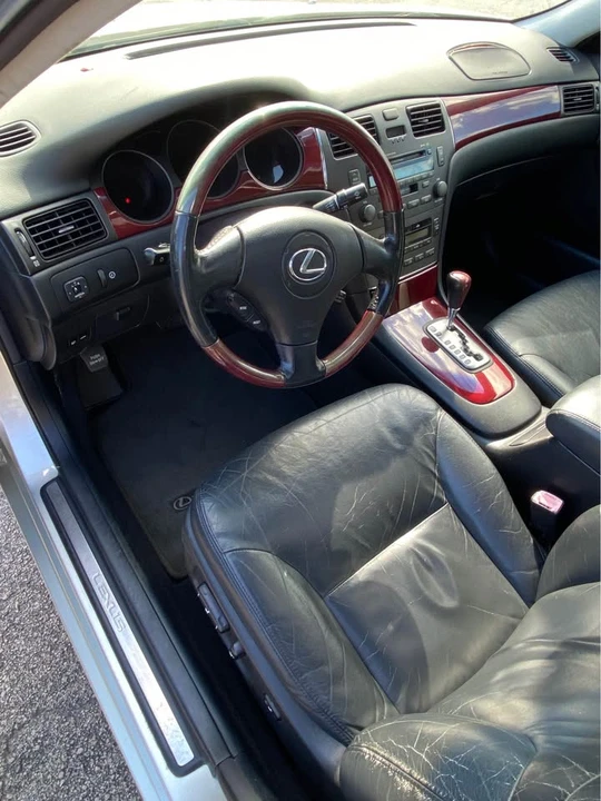 2004 Lexus ES 4th Gen - Image 8 of 11
