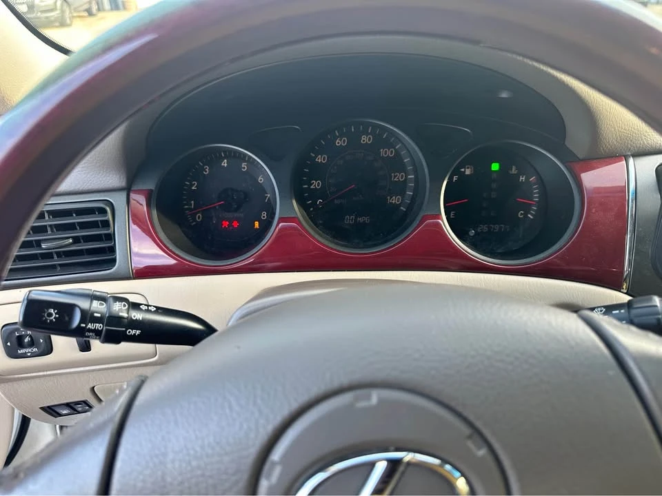 2004 Lexus ES 4th Gen - Image 9 of 20