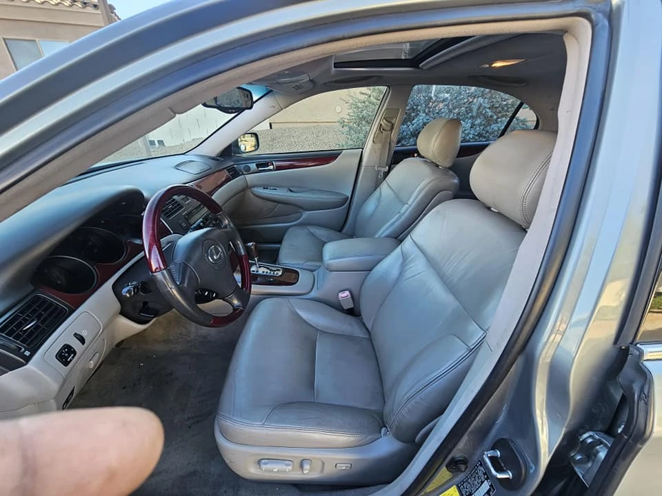 2004 Lexus ES 3rd Gen - Image 6 of 13