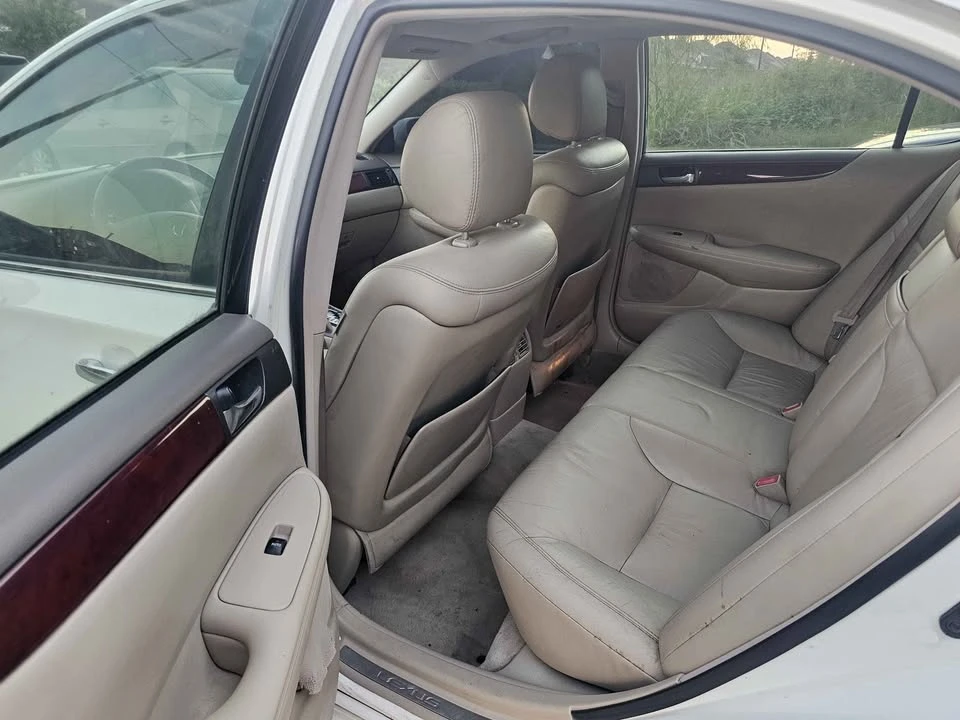 2004 Lexus ES 3rd Gen - Image 7 of 9