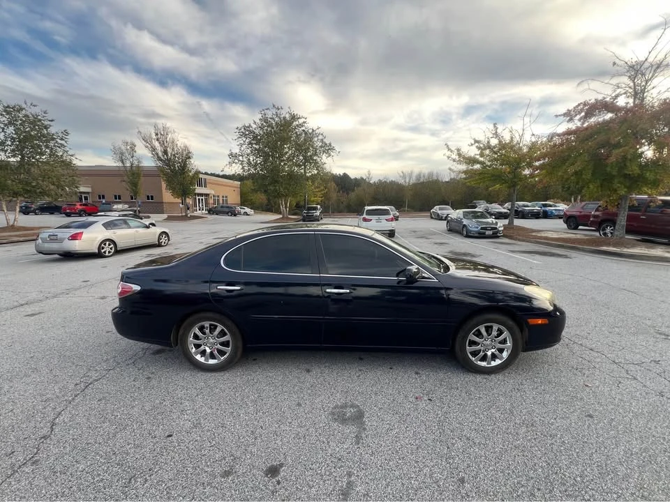 2004 Lexus ES 3rd Gen - Image 5 of 6