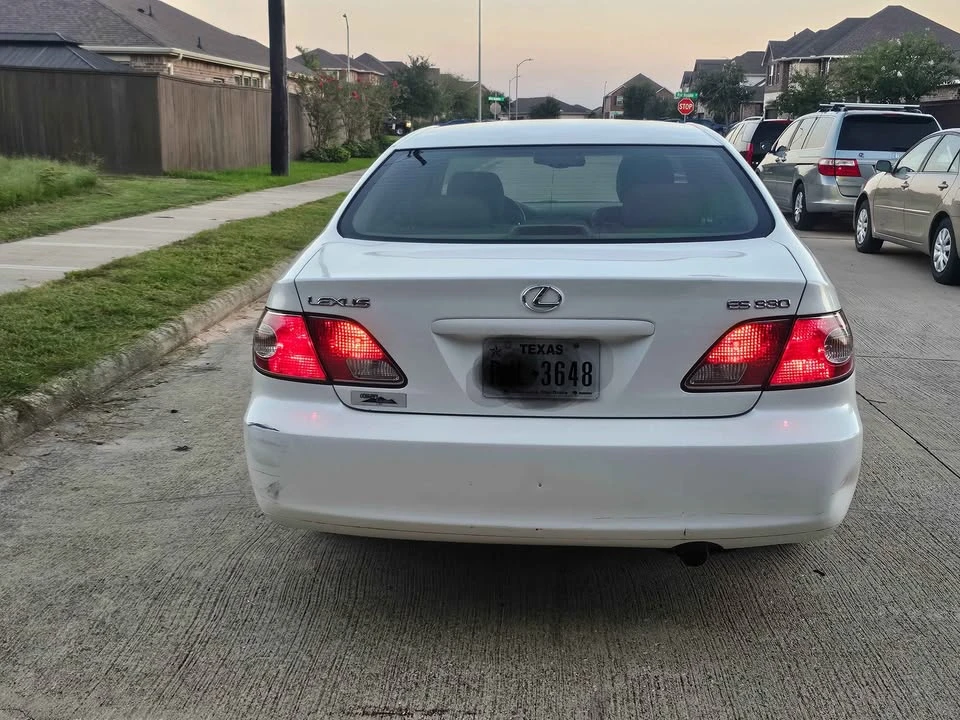 2004 Lexus ES 4th Gen - Image 11 of 11