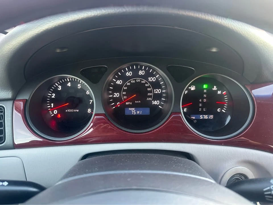 2004 Lexus ES 3rd Gen - Image 12 of 16