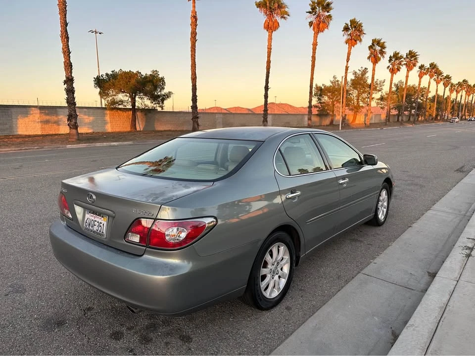 2004 Lexus ES 4th Gen - Image 3 of 14